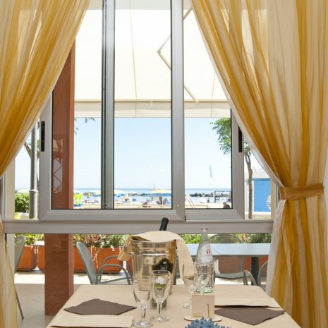 Sala Ristorante Vista Mare Sala Ristorante Vista Mare