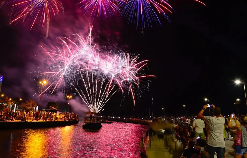 Prenota Ora la tua camera a Bellaria Igea Marina per il mese di Luglio